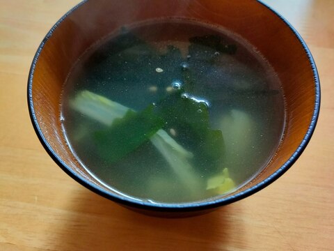 白菜と長ねぎとわかめの中華スープ